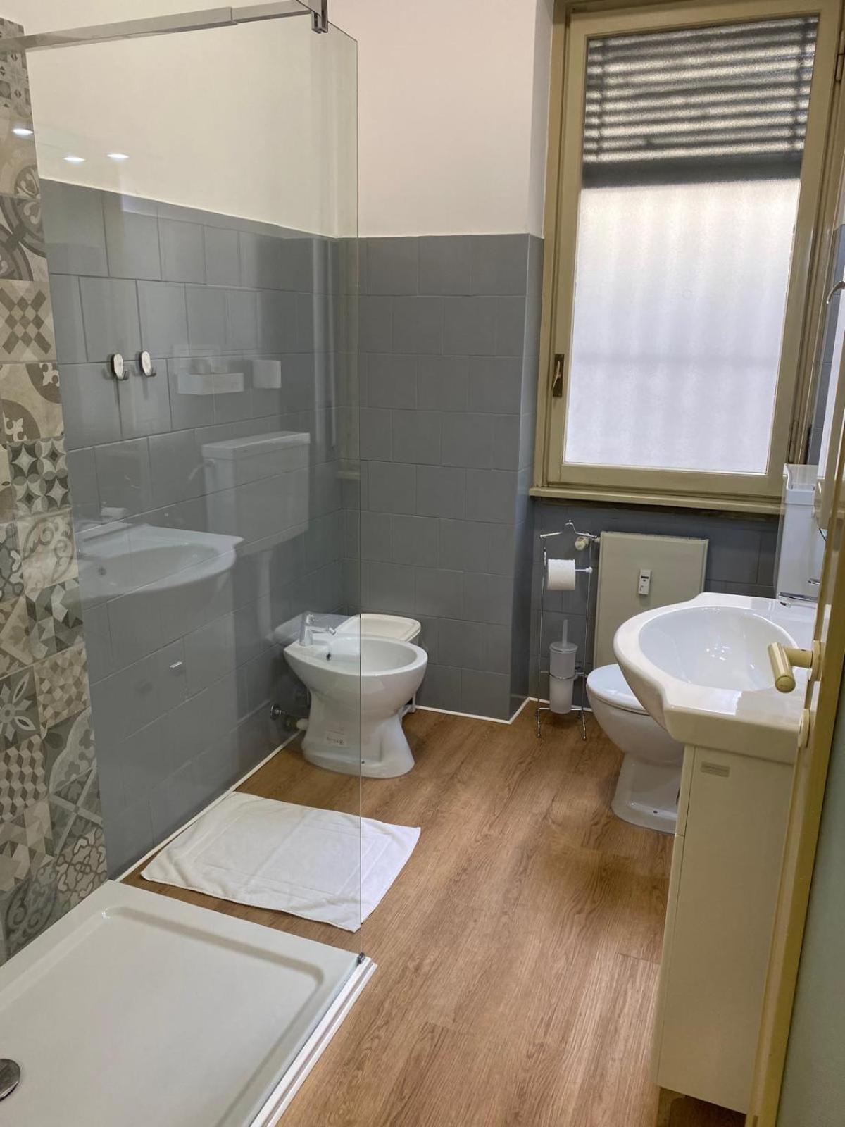 Megaride'S Dependance Hotel Como Luaran gambar